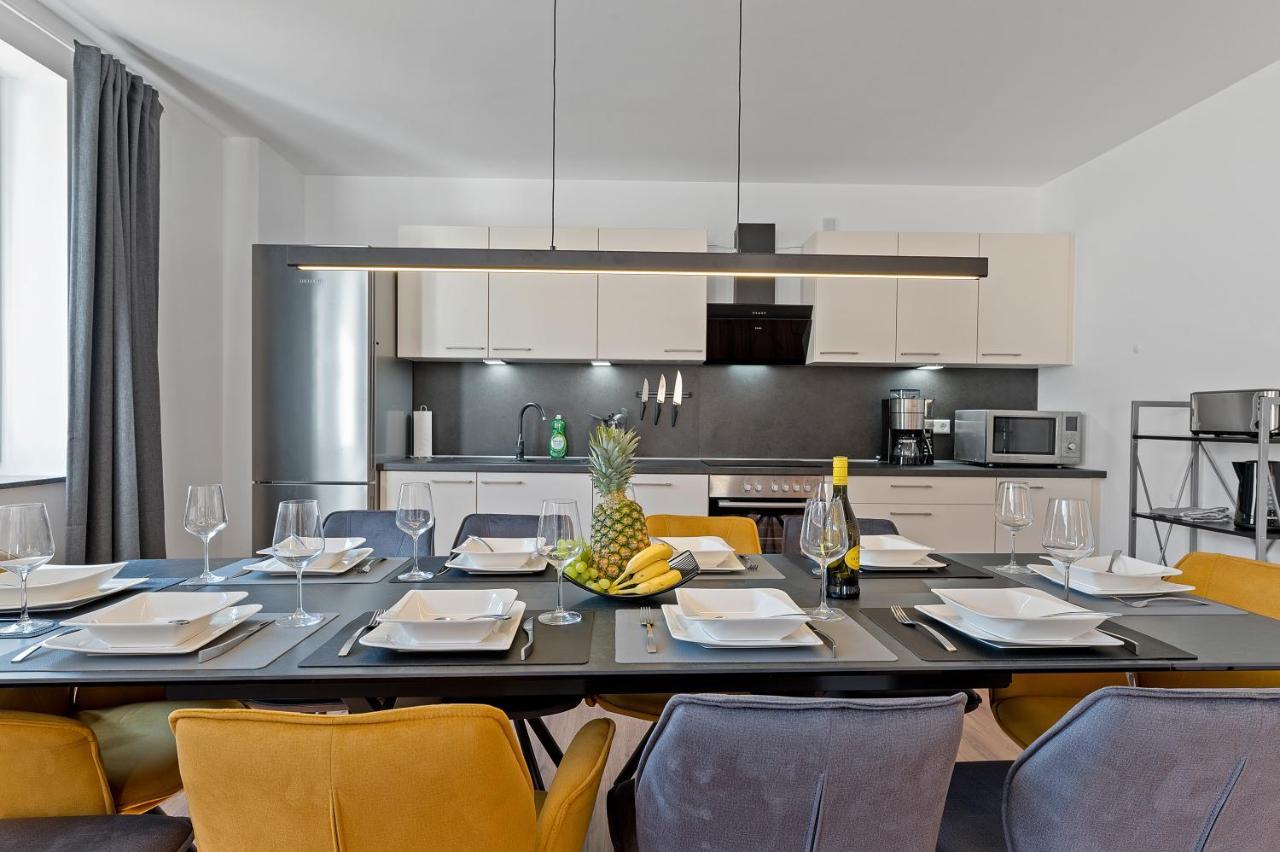 Golden Home With Barbecue, Yoga, Football Table Зинсхайм Экстерьер фото