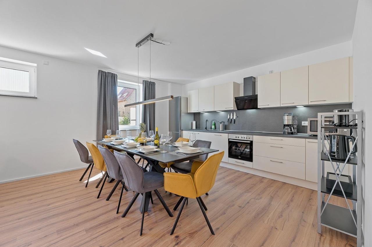 Golden Home With Barbecue, Yoga, Football Table Зинсхайм Экстерьер фото